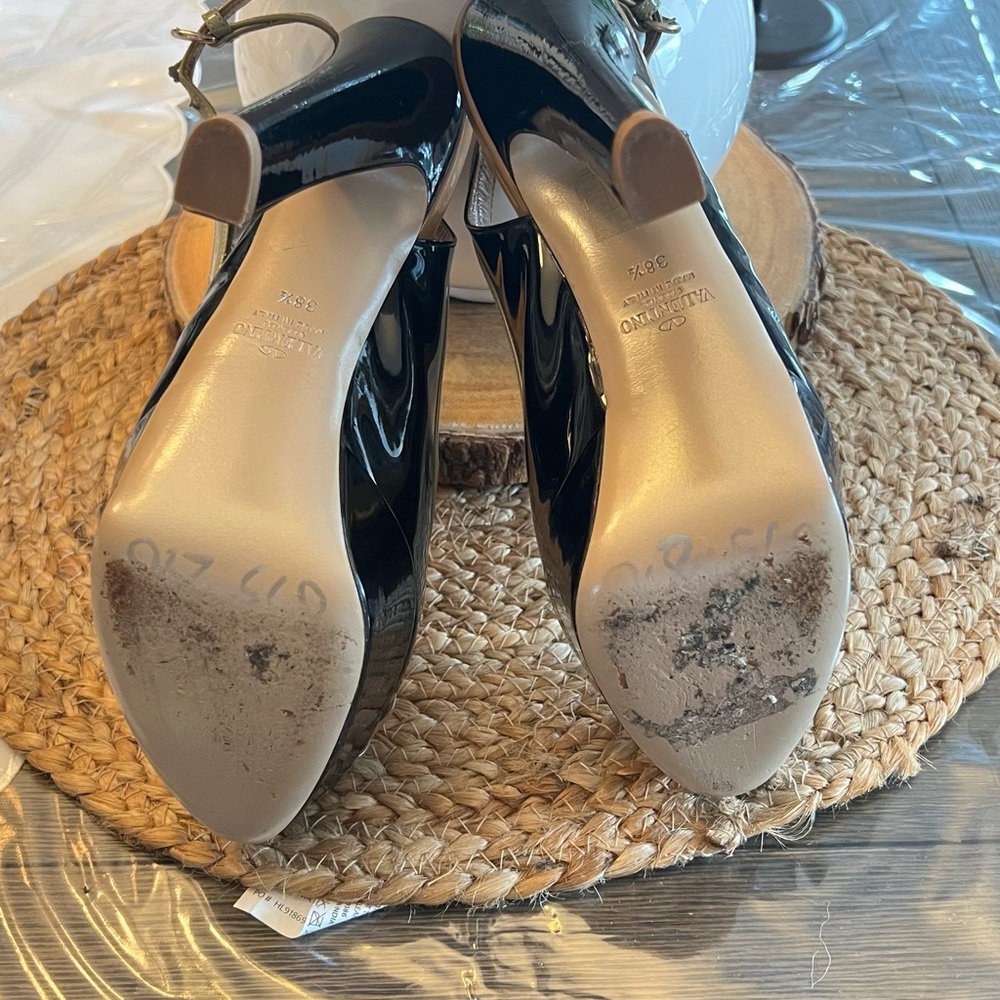 Black slingback Heels with baby green and blush accent. Gently worn but ready. - Picture 6 of 6
